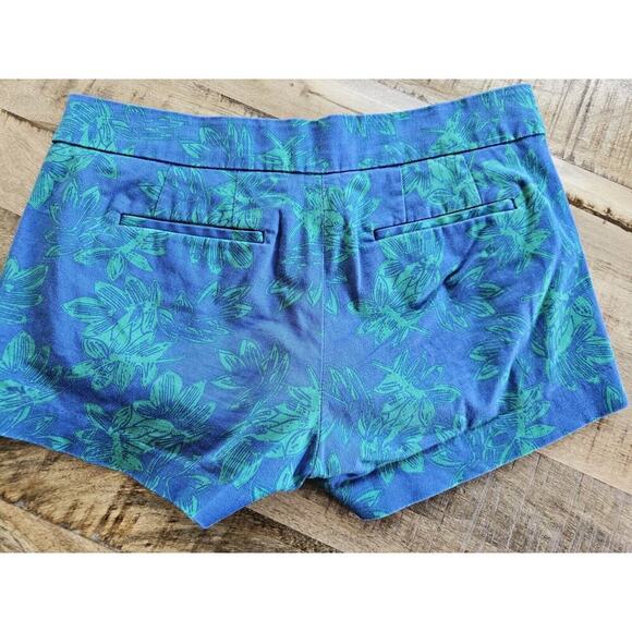 Women's J.Crew Green Blue Floral Stretch Chino Shorts Size 4 Tropical Nautical - Picture 4 of 8